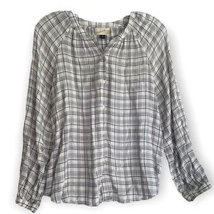 Universal Thread button up blouse